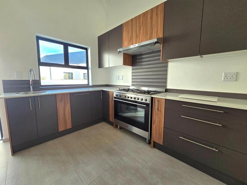 3 Bedroom Property for Sale in Britannia Bay Western Cape